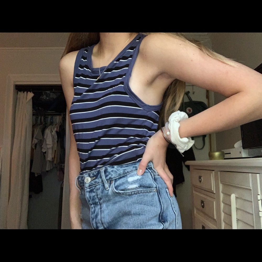 Super cute American Eagle tank :)